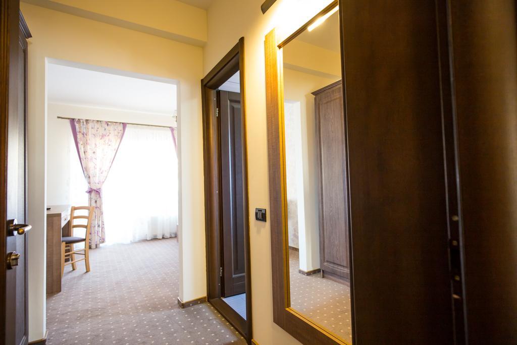 Pensiunea Royal Spa Piatra Neamţ Værelse billede