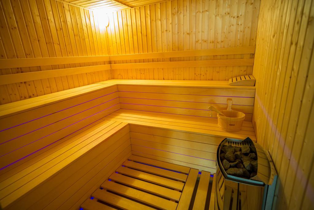 Pensiunea Royal Spa Piatra Neamţ Eksteriør billede